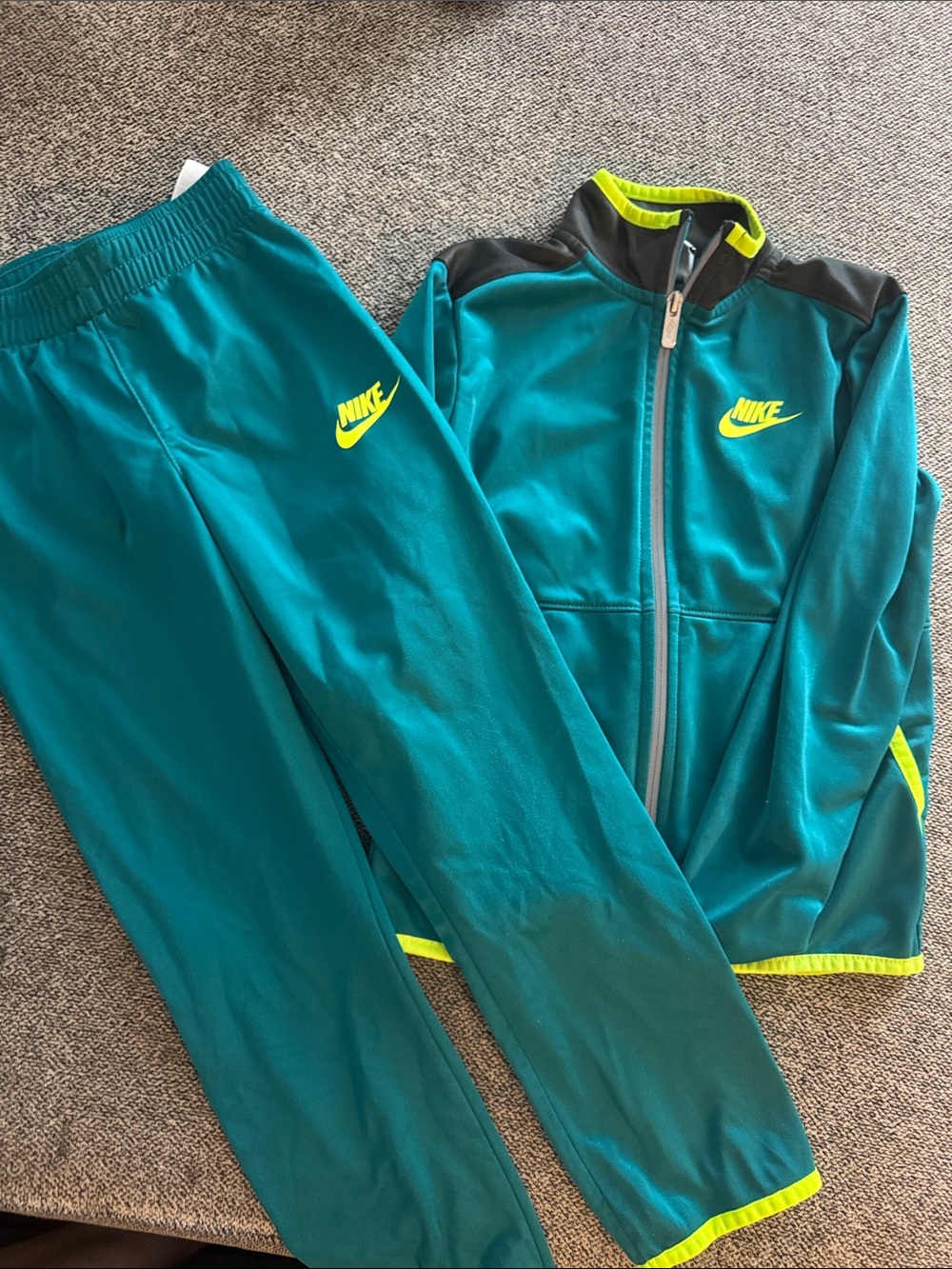 Nike Teal Track Jacket and Pants with Neon Yellow Accents Boys Size 7